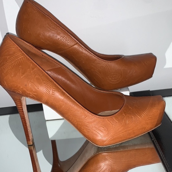 McQ by Alexander McQueen Shoes - Alexander McQueen pumps